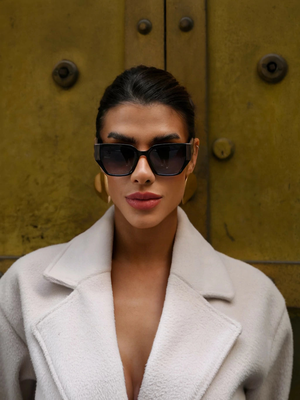 Óculos de Sol Quadrado Tina 2.0 - Preto Degradê/ Preto Marrom Claro - Acetato