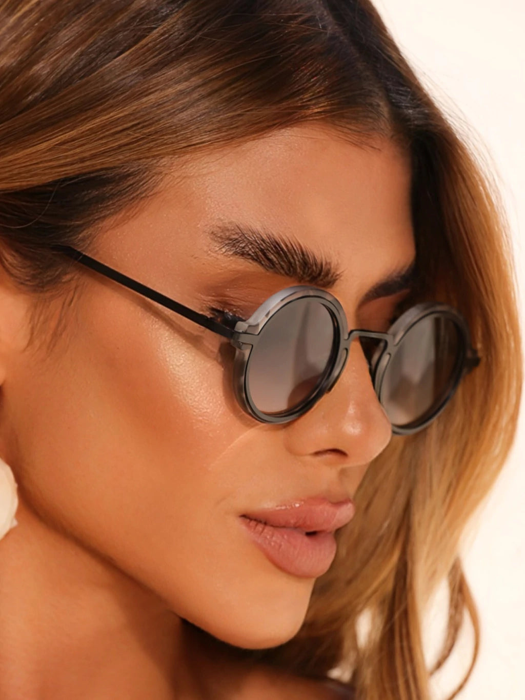 Óculos de Sol Redondo Kiev Premium 2.0 - Preto Degradê Camuflado Cinza - Metal