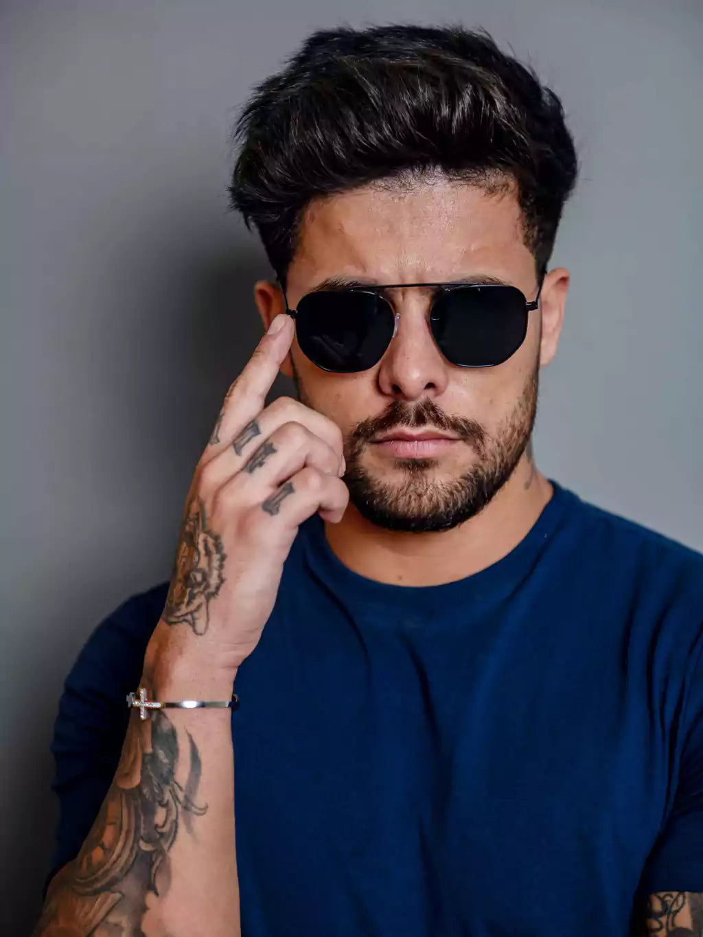 Óculos de Sol Clássico Hexagonal Ásia - Preto - Metal